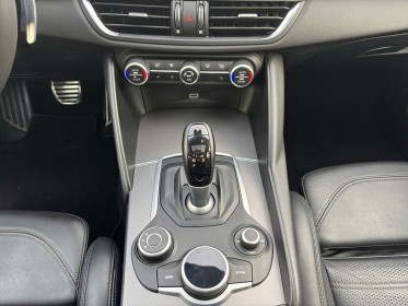 Alfa romeo giulia 2.0 tb 200 ch at8 sport edition - garantie 12 mois occasion simplicicar reims simplicicar simplicibike france