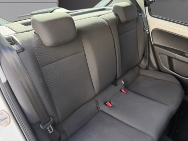 Volkswagen up up 1.0 60 high up! - climatisation - gps navigon - garantie 12 mois occasion simplicicar nimes - rb auto...