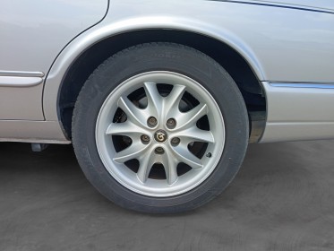 Jaguar daimler super v8 v8 4.0 compresseur - garantie 12 mois - chassis long !!! occasion scl 56 - simplicicar vannes...