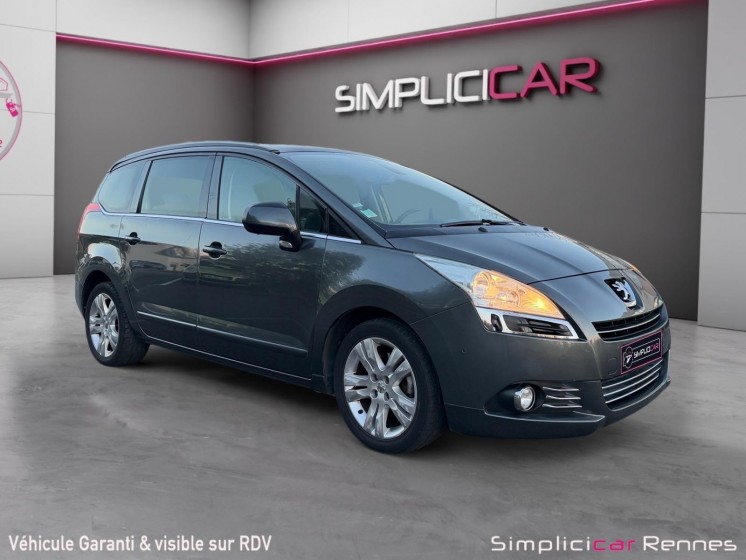 Peugeot 5008 2.0 hdi 150ch fap bvm6 allure 7places - radar av ar - toit panoramique - gps occasion simplicicar rennes...
