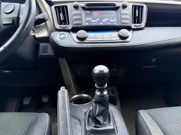 Toyota rav4 124 d-4d awd life, caméra, clim auto, garantie 12 mois occasion simplicicar lunel simplicicar simplicibike france