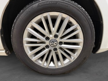 Volkswagen golf 1.2 tsi 105 bluemotion technology cup toit ouvrant régulateur de vitesse bluetooth garantie 12 mois occasion...