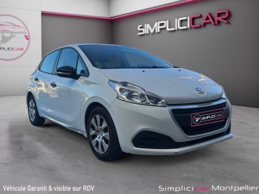 Peugeot 208 business r' 1.6 bluehdi 75 ss bvm5 business r' société régulateur faible consommation garantie 12 mois...
