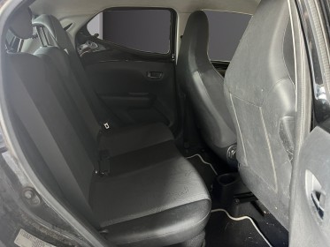 Toyota aygo mc18 1.0 vvt-i x-trend caméra carplay clim 1er main garantie 12 mois occasion simplicicar bordeaux  simplicicar...