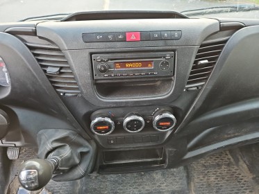 Iveco daily chassis cabine 35 c 14 136 cv  bvm6 / benne basculante occasion osny simplicicar simplicibike france