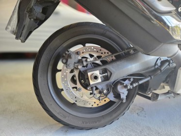 Yamaha t-max tech max 560 top case occasion  simplicicar nice - pfvauto simplicicar simplicibike france