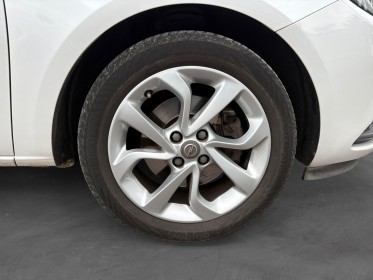 Opel corsa 1.4 turbo 100ch start/stop play occasion simplicicar orgeval  simplicicar simplicibike france