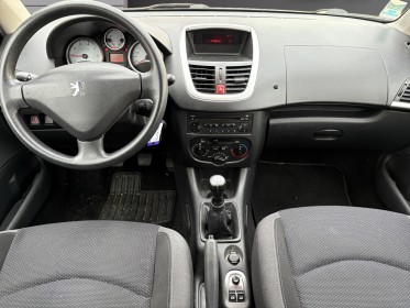 Peugeot 206 1.4e 75ch trendy/ clim/ idéal jeune permis occasion simplicicar orgeval  simplicicar simplicibike france