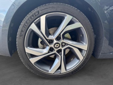 Renault megane iv berline blue dci 115 edc r.s. line occasion simplicicar st-maximin simplicicar simplicibike france