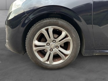 Peugeot 208 1.6 e-hdi 92ch fap bvm5 allure distrib neuve garantie 12 mois occasion simplicicar vienne simplicicar...