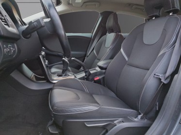 Volvo v 40 d2 momentum 1° main occasion simplicicar tours  simplicicar simplicibike france