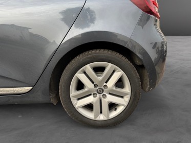 Renault clio v e-tech 140 - 21 business occasion simplicicar livry gargan simplicicar simplicibike france