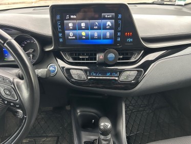 Toyota c-hr hybride pro rc18 122 distinctive carplay / caméra / radar av - arr occasion simplicicar veauche simplicicar...