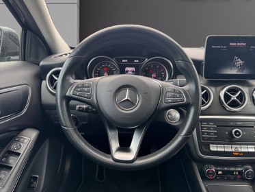 Mercedes gla 180 7-g dct inspiration  toit panoramique  coffre electrique  full cuir  garantie 12 mois occasion simplicicar...
