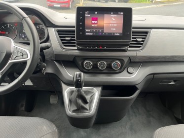 Renault trafic fourgon gn l2h1 3000 kg blue dci 150 edc grand confort - garantie 12 mois occasion simplicicar brive la...