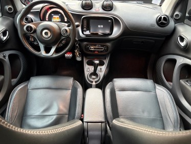 Smart fortwo coupe 0.9 90 ch ss ba6 brabus style, siège chauffant, caméra ar, sound jbl, garantie 12 mois. occasion...