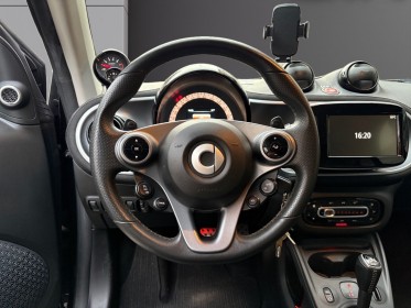 Smart fortwo coupe 0.9 90 ch ss ba6 brabus style, siège chauffant, caméra ar, sound jbl, garantie 12 mois. occasion...