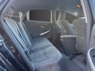 Toyota prius 136h lounge 17 occasion simplicicar lille  simplicicar simplicibike france