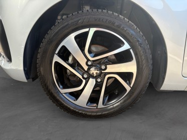 Peugeot 108 82ch bvm5 allure/ caméra de recul/ clim occasion simplicicar orgeval  simplicicar simplicibike france