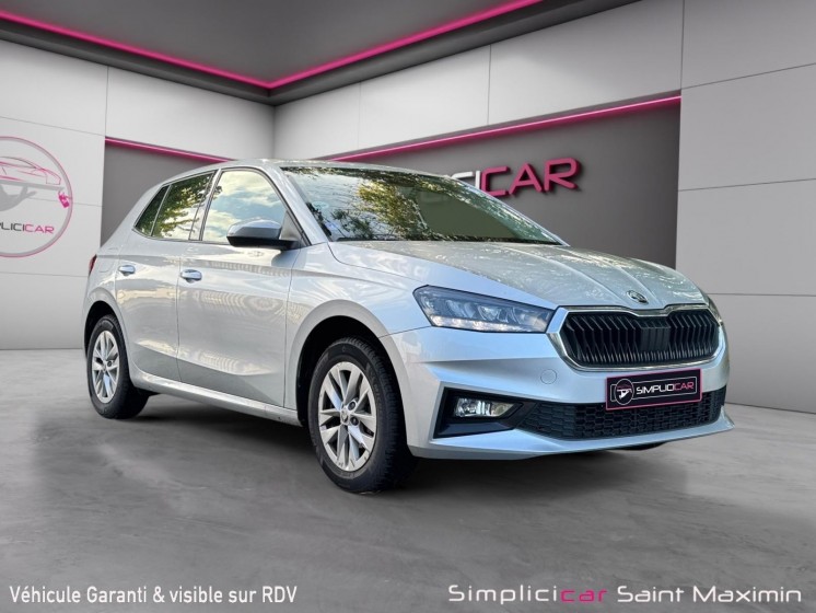 Skoda fabia 1.0 tsi 95 ch bvm5 ambition / entretien complet skoda occasion simplicicar st-maximin simplicicar simplicibike...