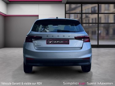 Skoda fabia 1.0 tsi 95 ch bvm5 ambition / entretien complet skoda occasion simplicicar st-maximin simplicicar simplicibike...