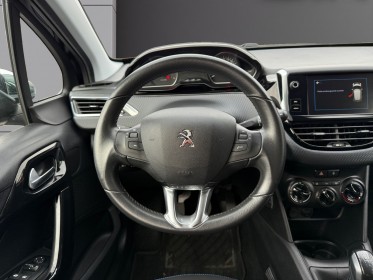 Peugeot 208 1.2  82ch bvm5 style / garantie de 12 mois / courroie de distribution ok / entretiens peugeot et opel occasion...