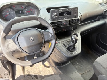 Peugeot partner fourgon standard 1.6 bluehdi 75ch bvm5 / radar ar--- occasion simplicicar orgeval  simplicicar simplicibike...