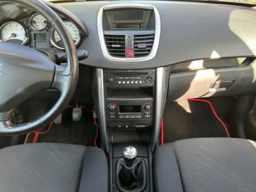 Peugeot 207 1.6 vti 16v 120ch premium/ clim occasion simplicicar orgeval  simplicicar simplicibike france