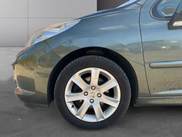 Peugeot 207 1.6 vti 16v 120ch premium/ clim occasion simplicicar orgeval  simplicicar simplicibike france