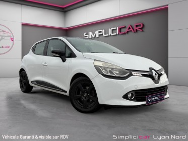 Renault clio iv dci 90 energy eco2 expression 90g toit panoramique/distribution ok/garantie 12mois occasion simplicicar lyon...