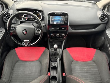 Renault clio iv dci 90 energy eco2 expression 90g toit panoramique/distribution ok/garantie 12mois occasion simplicicar lyon...