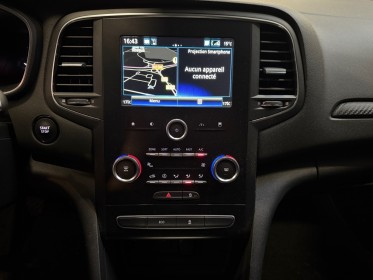 Renault megane iv berline business tce 115ch - faible kilométrage - carplay - radar av/ar - garantie 12 mois occasion...