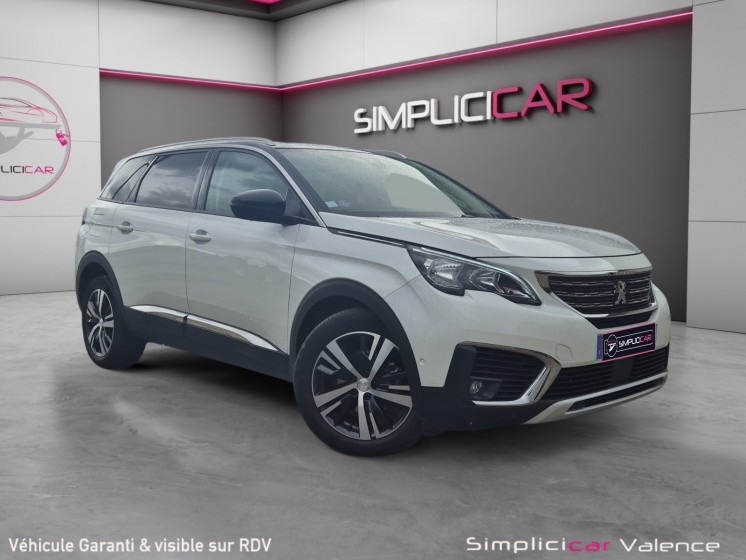 Peugeot 5008 130ch eat8 allure 1ere main cam 360 carplay angles morts suivi peugeot garantie 12 mois occasion simplicicar...
