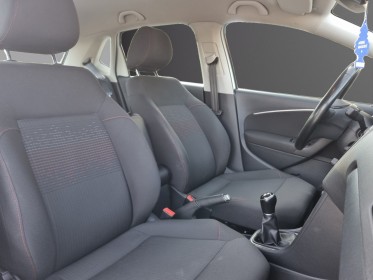 Volkswagen polo 1.2 tsi 90 bmt match radars av/arr car play garantie 12 mois occasion simplicicar marignane  simplicicar...
