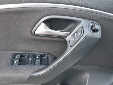 Volkswagen polo 1.2 tsi 90 bmt match radars av/arr car play garantie 12 mois occasion simplicicar marignane  simplicicar...