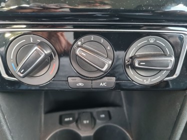 Volkswagen polo 1.2 tsi 90 bmt match radars av/arr car play garantie 12 mois occasion simplicicar marignane  simplicicar...