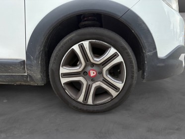 Dacia dokker dacia dokker / regulateur / entretiens dacia / garantie 48 mois possible occasion simplicicar salon de provence...