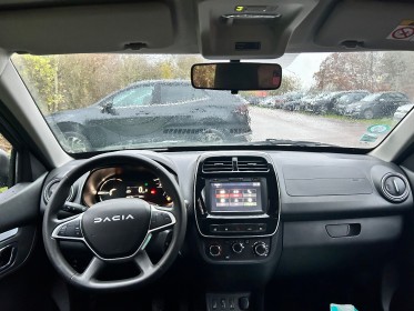 Dacia spring expression vert kaki - avec chargeur rapide occasion simplicicar vaucresson simplicicar simplicibike france