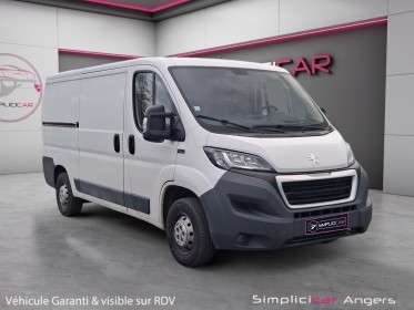 Peugeot boxer fourgon tole 333 l2h1 2.2 hdi 110 pack clim/garantie 12 mois / tva récupérable occasion simplicicar angers...