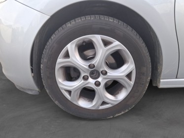 Citroen c3 c3 puretech 82 exclusive garentie 12 mois occasion simplicicar angers simplicicar simplicibike france