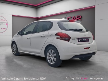 Peugeot 208 business 1.6 bluehdi 75ch ss bvm5 active business garantie 12 mois occasion simplicicar angers simplicicar...