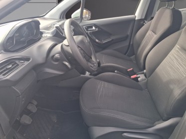 Peugeot 208 business 1.6 bluehdi 75ch ss bvm5 active business garantie 12 mois occasion simplicicar angers simplicicar...