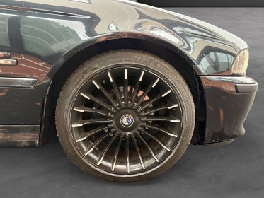 Bmw serie 5 528i, kit m5, ligne sur mesure full tube, stage 2, 400ch~, jante alpina, android auto, installation caisson....