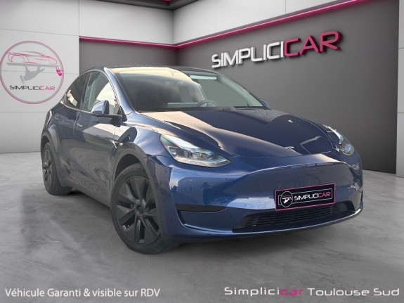Tesla model y standard rwd caméra de recul sièges électriques et chauffants garantie constructeur 11/2028 occasion...
