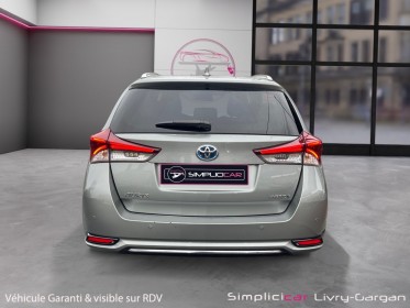 Toyota auris touring sports pro my17 hybride pro 136h design business occasion simplicicar livry gargan simplicicar...