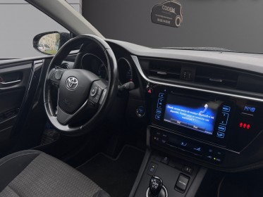 Toyota auris touring sports pro my17 hybride pro 136h design business occasion simplicicar livry gargan simplicicar...