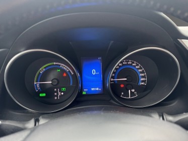 Toyota auris touring sports pro my17 hybride pro 136h design business occasion simplicicar livry gargan simplicicar...