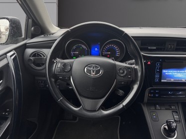 Toyota auris touring sports pro my17 hybride pro 136h design business occasion simplicicar livry gargan simplicicar...