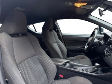 Toyota c-hr hybride my22 1.8l dynamic - garantie constructeur 24 mois - carplay - tous terrains occasion simplicicar les...