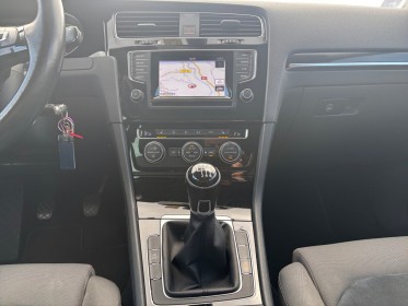 Volkswagen golf sw 1.4 tsi 140 bluemotion technology carat attelage amovible suivi complet volwagen occasion simplicicar...